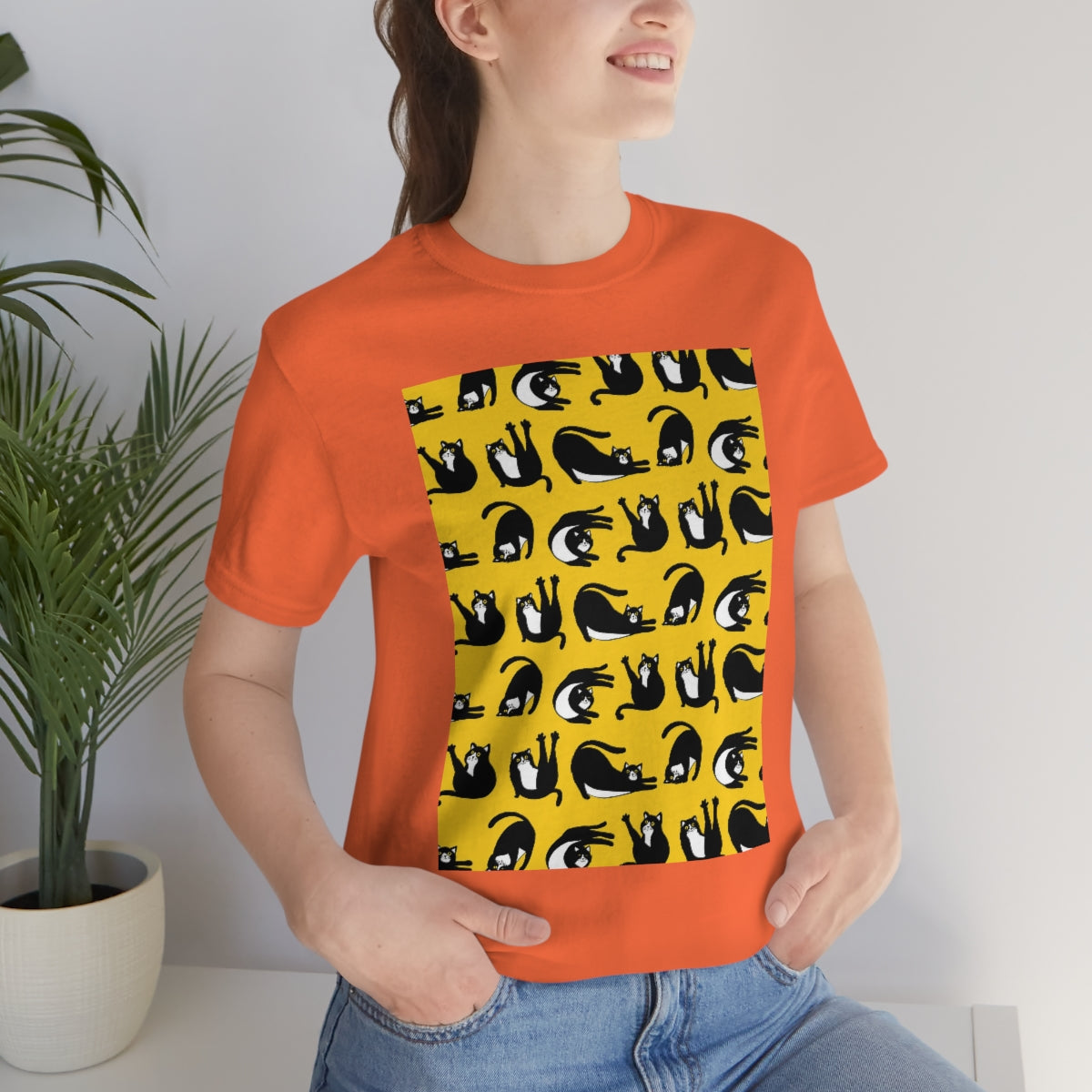Unisex Jersey Short Sleeve Tee "Cats on yellow"